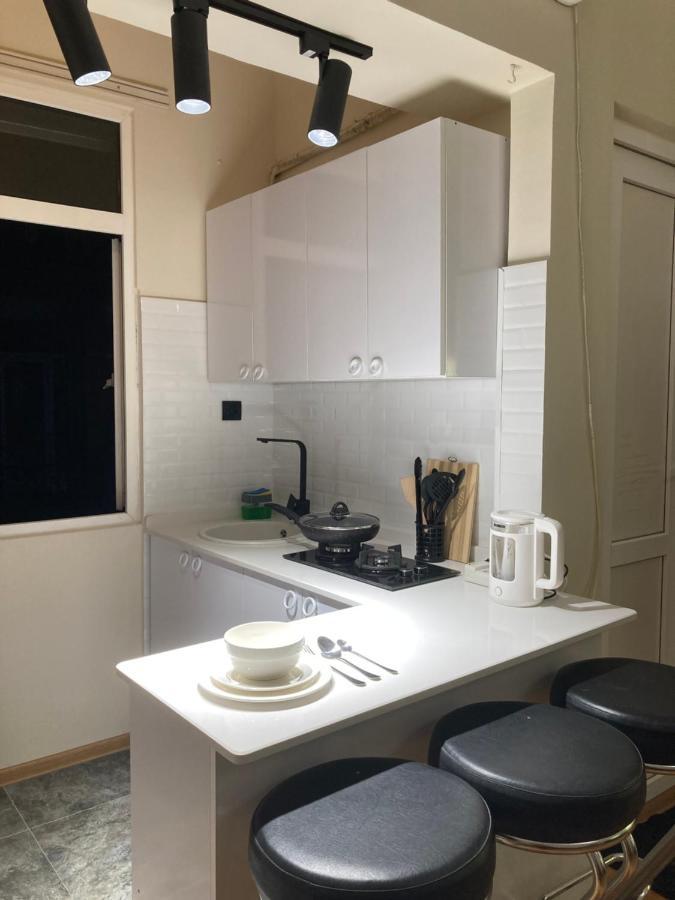 באטומי Apartment Kostava 10 מראה חיצוני תמונה